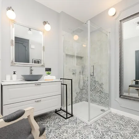 Apartmán Beautiful For 6 People With Balcony And Parking In By Renters *