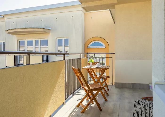 Beautiful For 6 People With Balcony And Parking In By Renters Warszawa