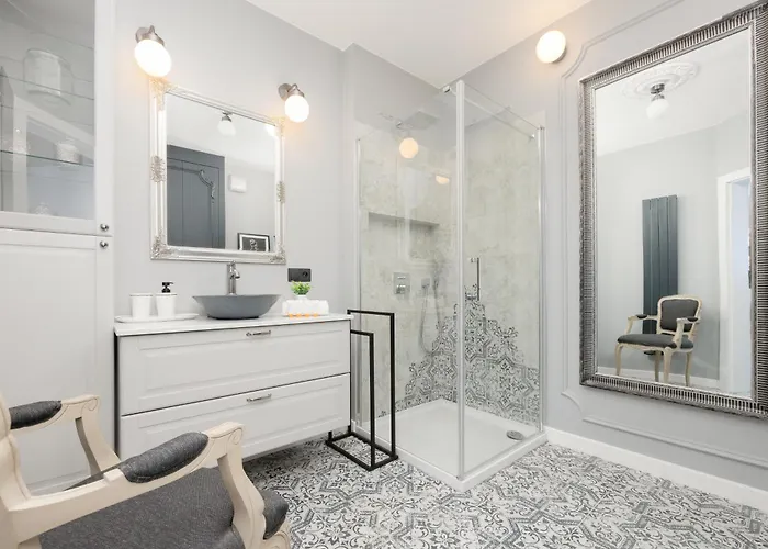 Апартаменты Beautiful For 6 People With Balcony And Parking In By Renters *