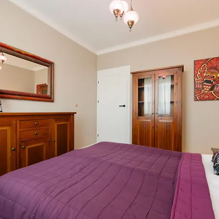 アパート Beautiful For 6 People With Balcony And Parking In By Renters *