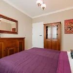 アパート Beautiful For 6 People With Balcony And Parking In By Renters *