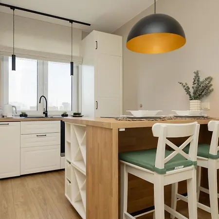 Beautiful For 6 People With Balcony And Parking In By Renters Lejlighed *